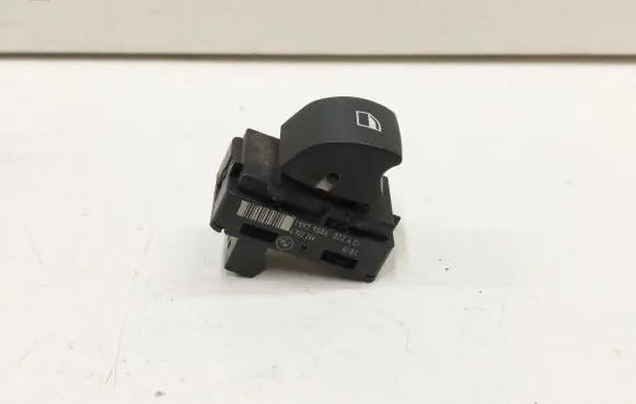BMW 5 E60 E61 Electric window control switch 6922244 159798040224C 15979804