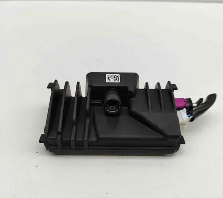 Nissan Qashqai J12 Windshield/windscreen camera 28462HN22A