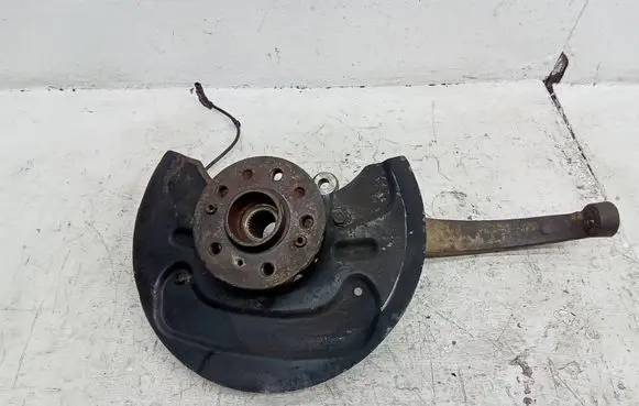 Mercedes-Benz ML W164 Front wheel hub spindle knuckle