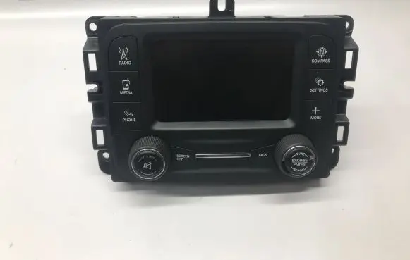 Dodge RAM 1500 DS Radio/CD/DVD/GPS head unit P68226685AA P68226685