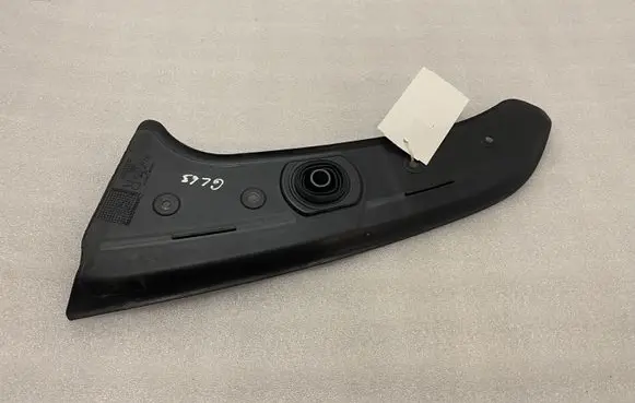 Mercedes-Benz GL X166 Other sill/pillar trim element A1666700387
