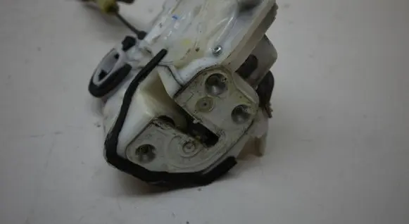 Mazda 6 Front door lock
