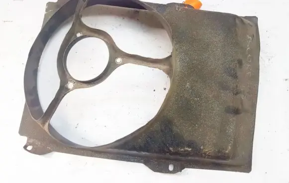 Ford Escort Radiator cooling fan shroud