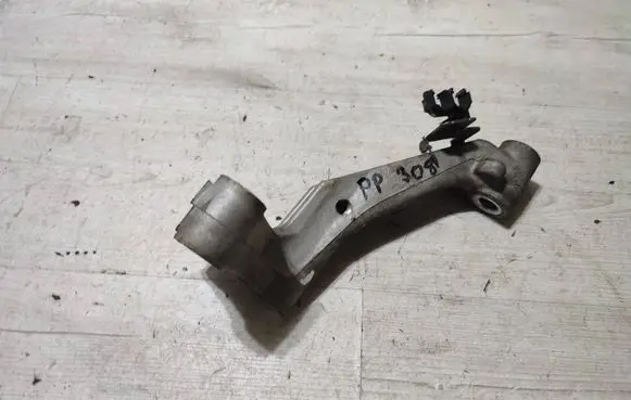 Peugeot 308 Front control arm S0412A