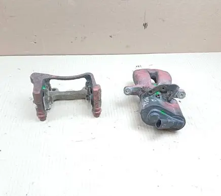 Volkswagen PASSAT B6 Rear brake caliper