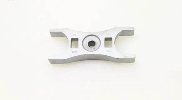 Skoda Octavia Mk3 (5E) Fuel Injector clamp holder 04L216