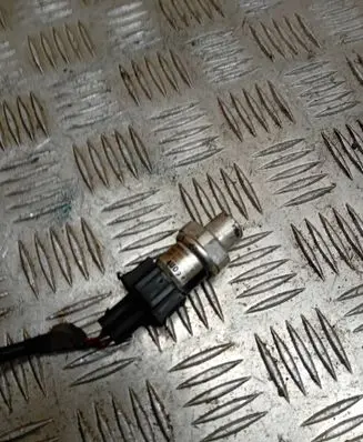 Air conditioning (A/C) pressure sensor