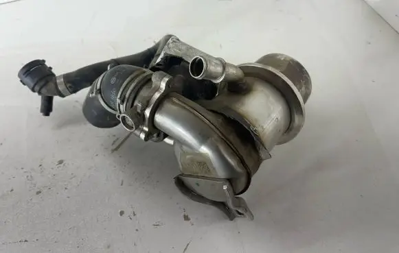Volkswagen Golf VI other engine part 100038A0 001979Z 72096091