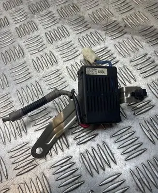 Antenna control unit