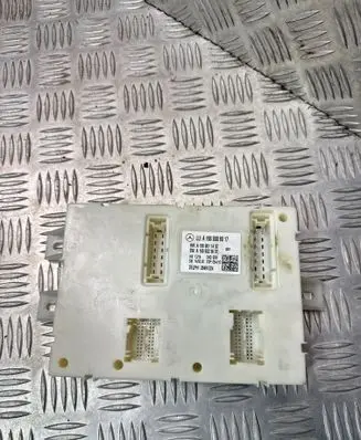 Mercedes-Benz GLE (W166 - C292) Comfort/convenience module A1669008017