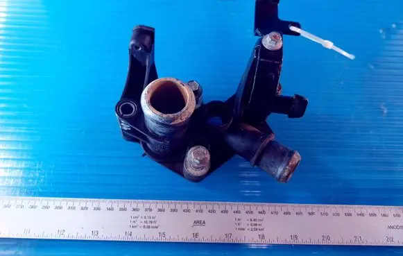 Ford Focus Thermostat 7M5G8K556AC
