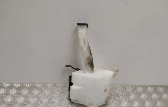 Ford Ranger Windshield washer fluid reservoir/tank AB3917618AC