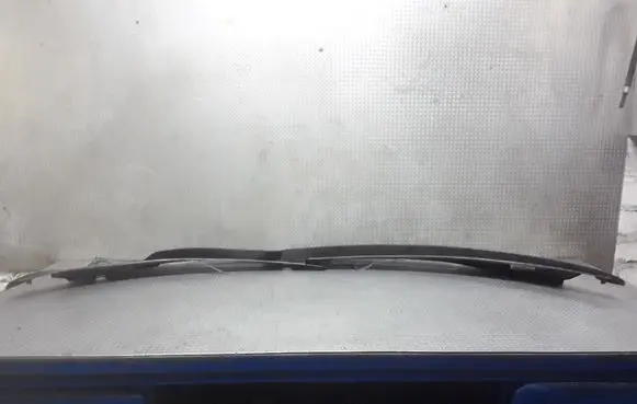 Chrysler Sebring (ST-22 - JR) Wiper trim
