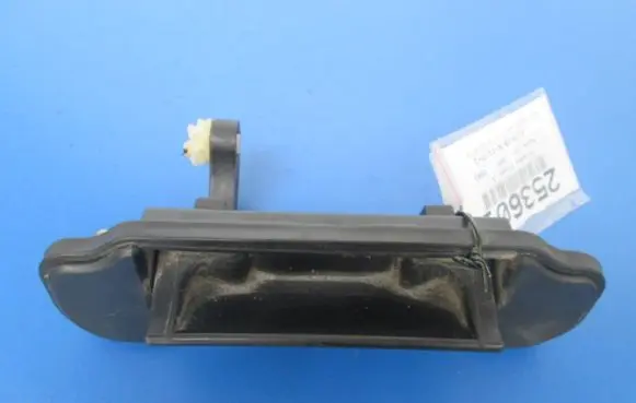 Mazda 323 Tailgate/trunk/boot exterior handle