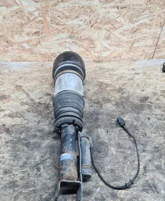 Mercedes-Benz E W211 Front air suspension shock absorber A2113270092