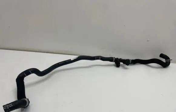 BMW 5 G30 G31 Engine coolant pipe/hose 9109728