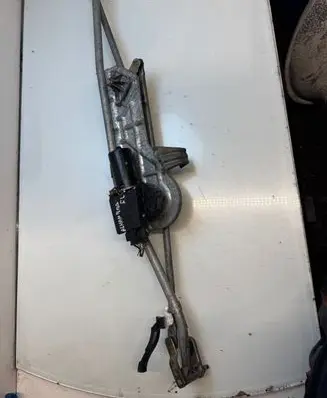 Volkswagen Sharan Front wiper linkage and motor 7M1955023A 3397020514