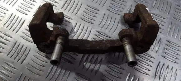 KIA Clarus Front brake caliper