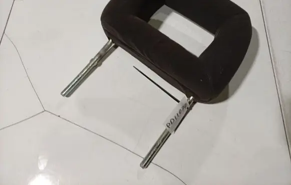 Opel Astra F Front seat headrest 