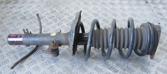 Nissan X-Trail T32 Front shock absorber with coil spring