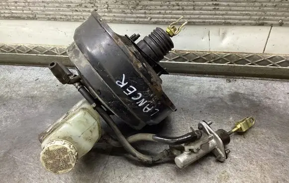 Mitsubishi Lancer Brake booster MB858850 11980J98