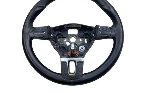 Volkswagen Jetta VI Steering wheel 5C0419091AL