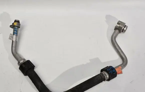 Audi Q7 4L Air conditioning (A/C) pipe/hose 4M0816743BD