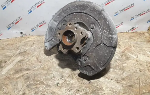 BMW 5 G30 G31 Rear wheel hub 6866337