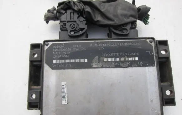 Peugeot Partner Engine control unit/module 9839587680 9642414580