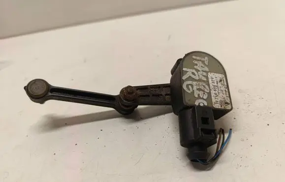 Volkswagen Touareg I Headlight/headlamp level sensor 6PM00873900 1T0907503
