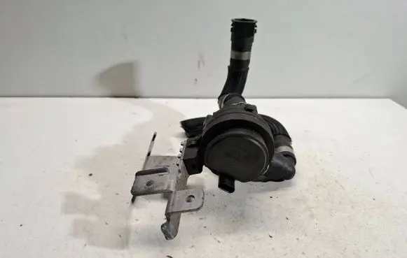 Citroen DS7 Crossback Electric auxiliary coolant/water pump 9823813380 0392023422