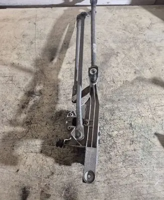 Ford Focus C-MAX Front wiper linkage and motor BP4K67340 4M5117508AA 0390241731