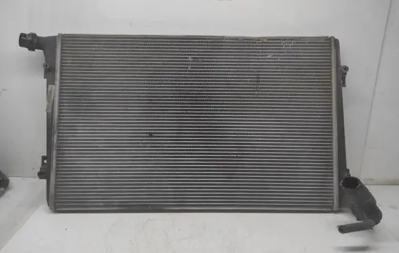 Volkswagen Caddy Coolant radiator 3C0121253S