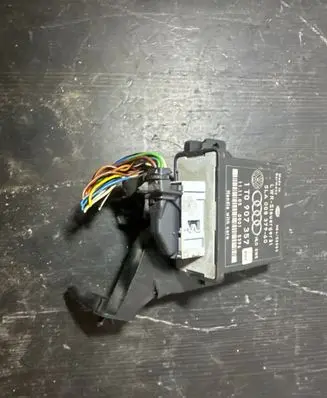 Volkswagen Touran I Light module LCM H044S0003 1T0907357 5LA00837960