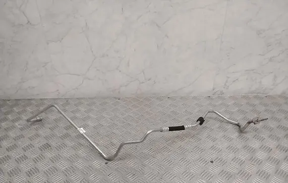 Air conditioning (A/C) pipe/hose