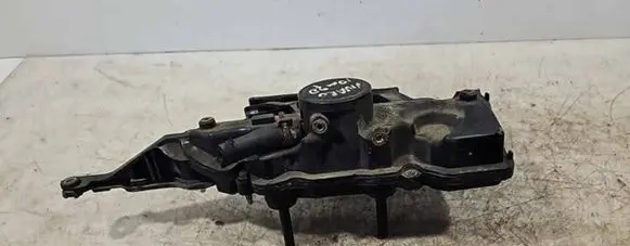 Opel Vivaro Oil breather separator 8200673395