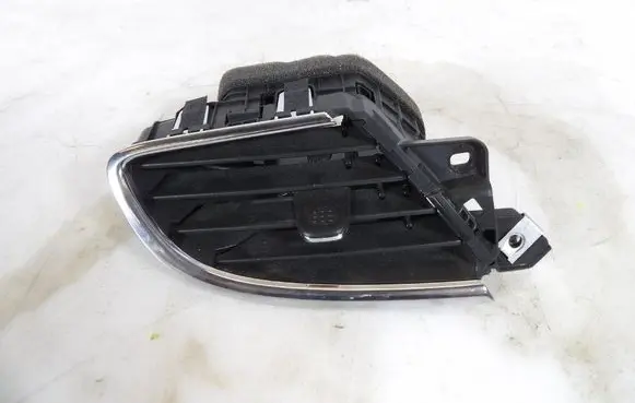 Dashboard side air vent grill/cover trim