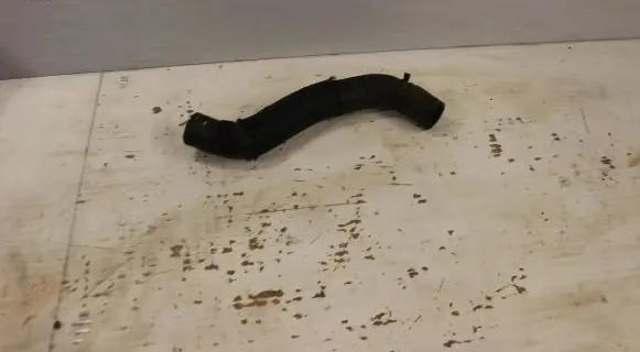 Toyota Avensis T250 Intercooler hose/pipe