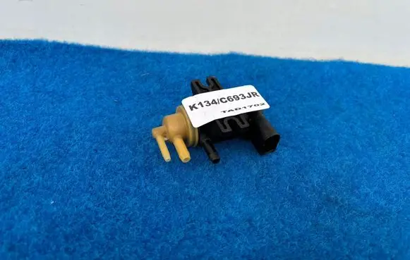 Seat Ibiza III (6L) Turbo solenoid valve 1K0906627B