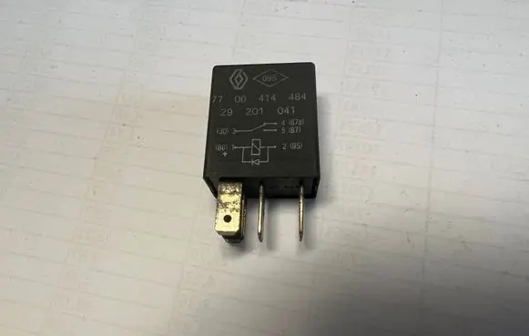Renault Megane II Other relay 7700414484