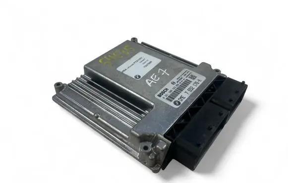 BMW 3 E90 E91 Engine control unit/module ECU 7552176 0261208582