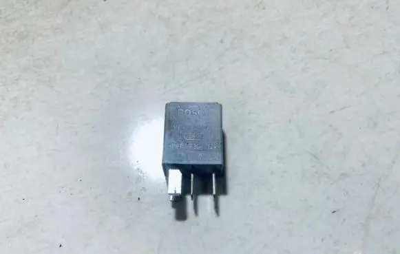 Audi A3 S3 8P Other relay 1k0951253 0332011100