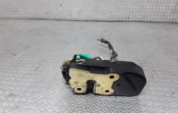 Dodge Durango Rear door lock