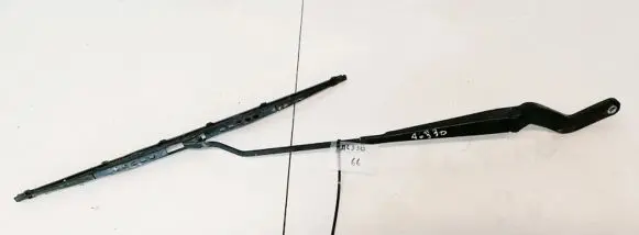 Peugeot 106 Front wiper blade arm