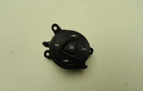 Multifunctional control switch/knob