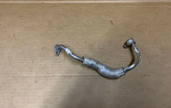 BMW X3 G01 Coolant pipe/hose 7643094