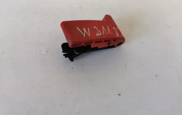Mercedes-Benz E W211 Engine bonnet (hood) release handle