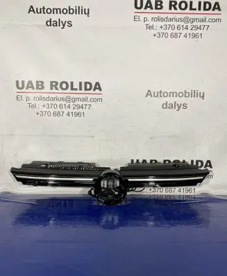 Volkswagen Golf VIII Front bumper upper radiator grill