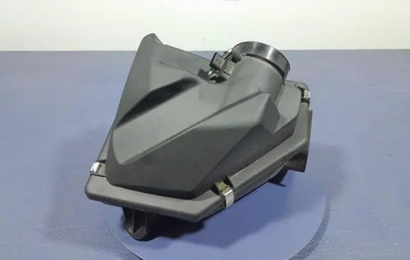 BMW Z4 E85 E86 Air filter box 8662583