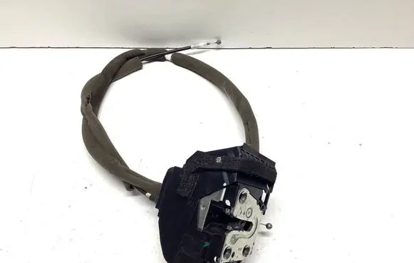 Nissan Qashqai Front door lock 4919